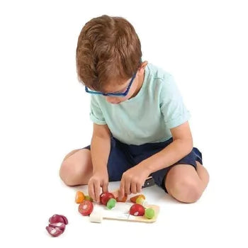 Mini Chef Wooden Chopping Board and Vegetable Set