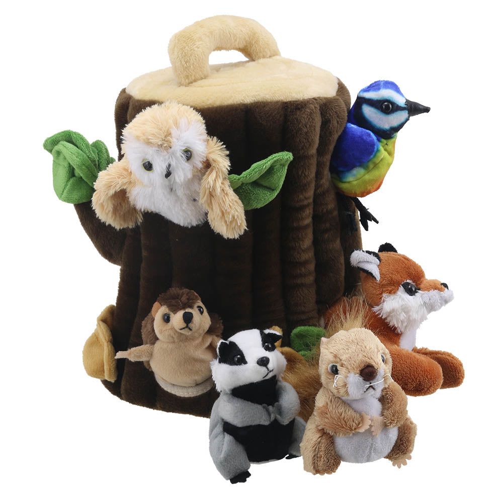 Hide-Away Puppet Tree House