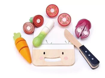 Mini Chef Wooden Chopping Board and Vegetable Set