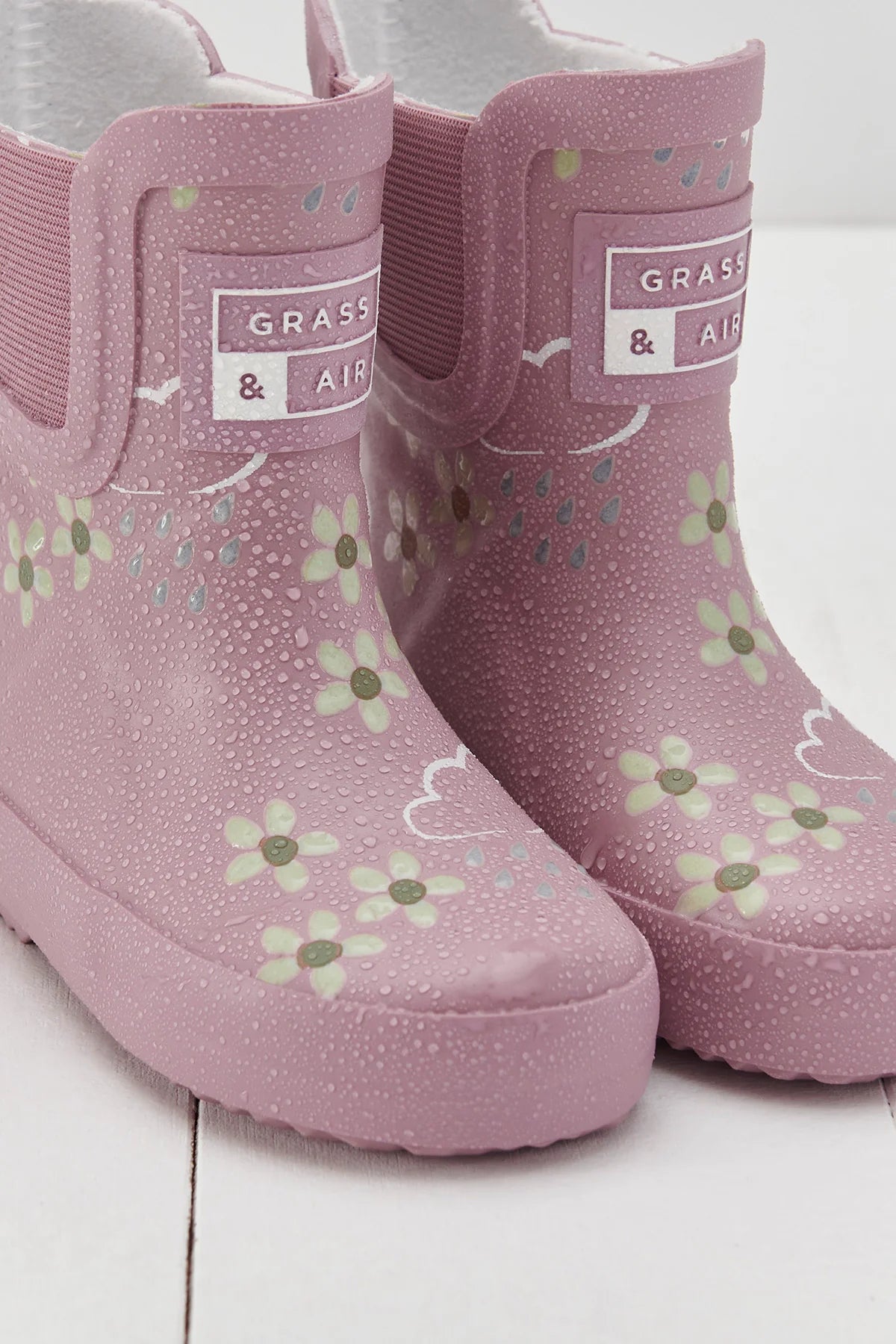 Pink Bloom Floral Short Colour-Changing Wellies