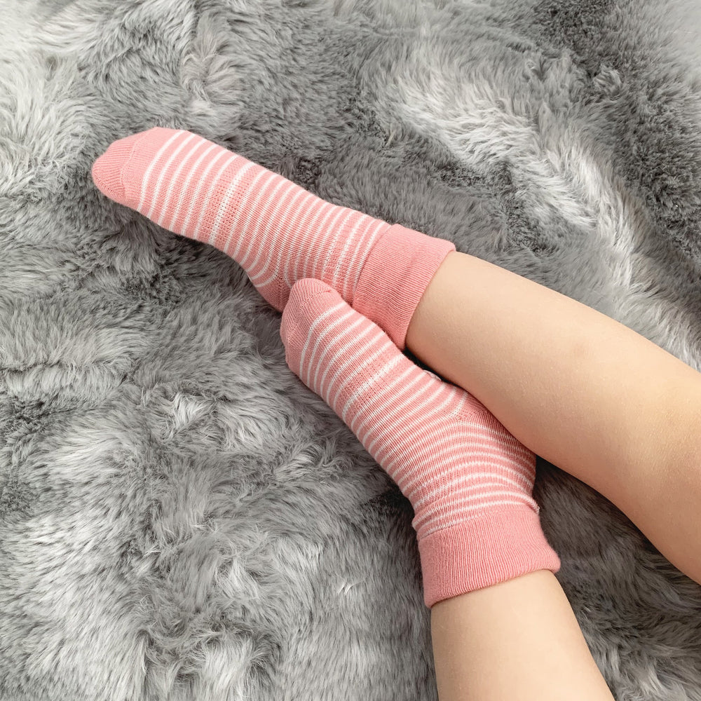 Organic Stay-On Non-Slip Socks - Blush Stripe