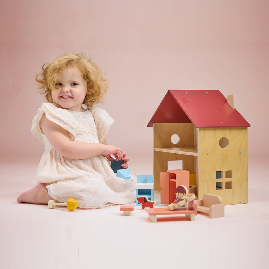 Poppets Doll House and Furniture